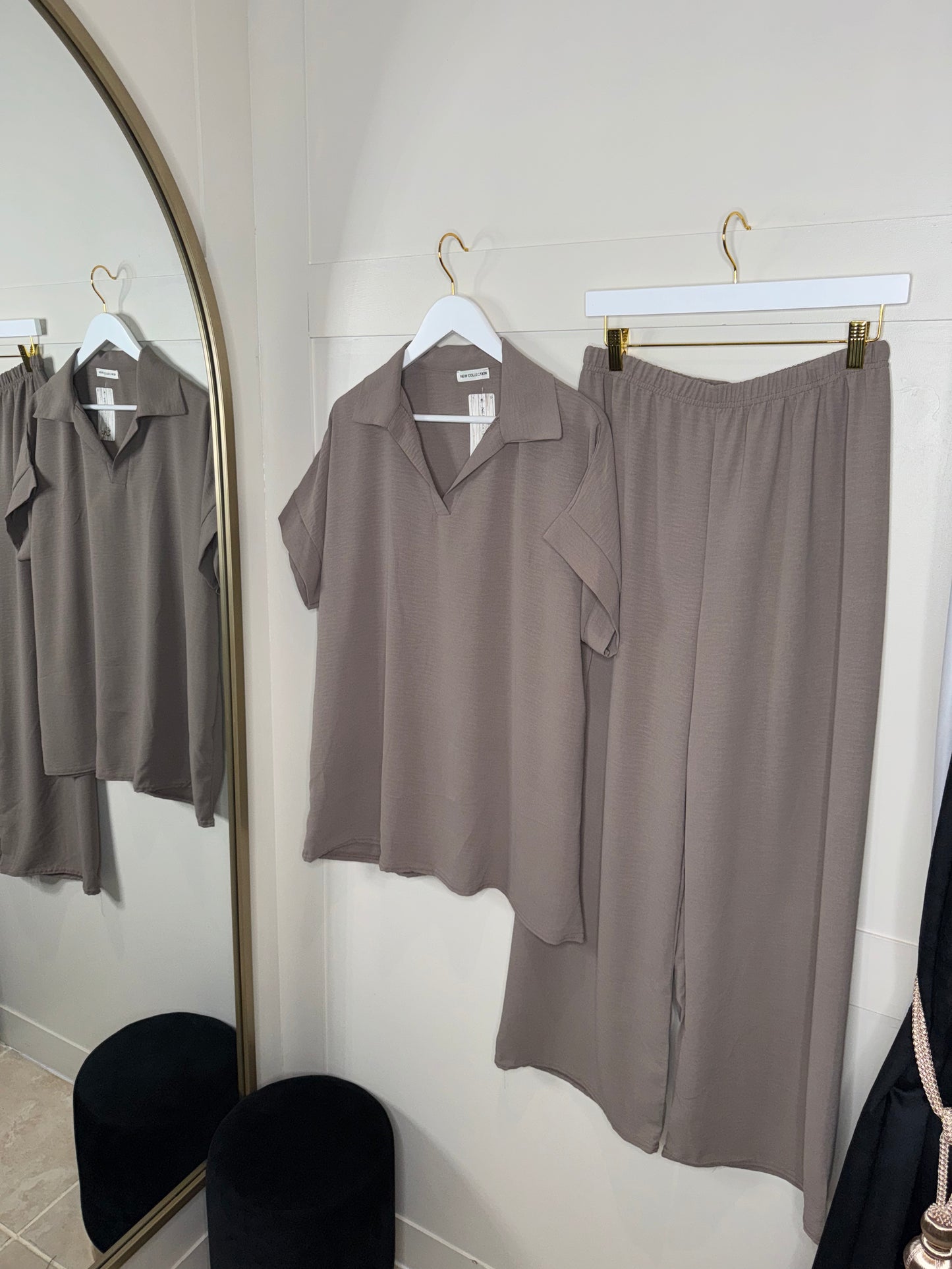 Collared V-neck Trouser Set