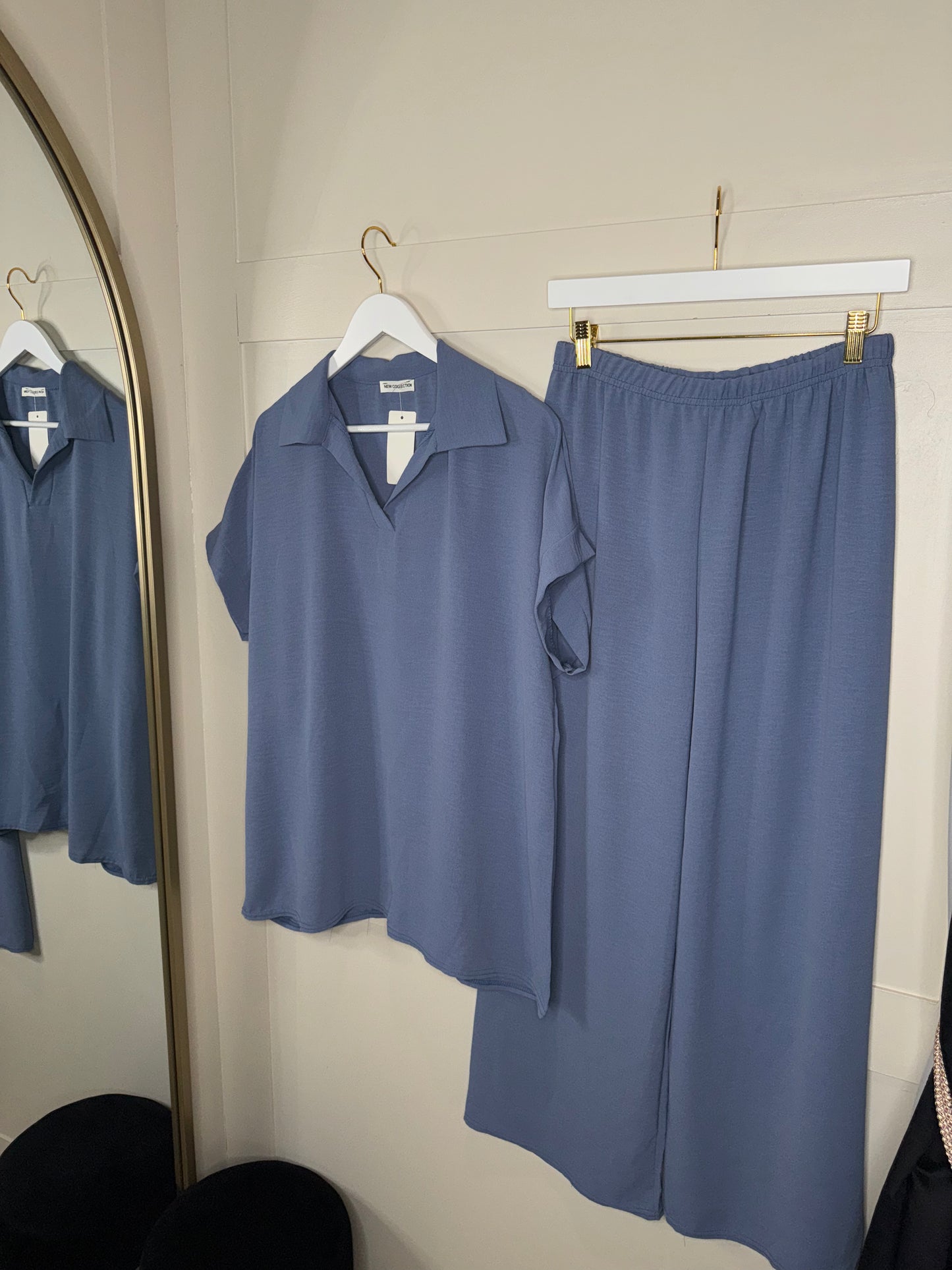 Collared V-neck Trouser Set