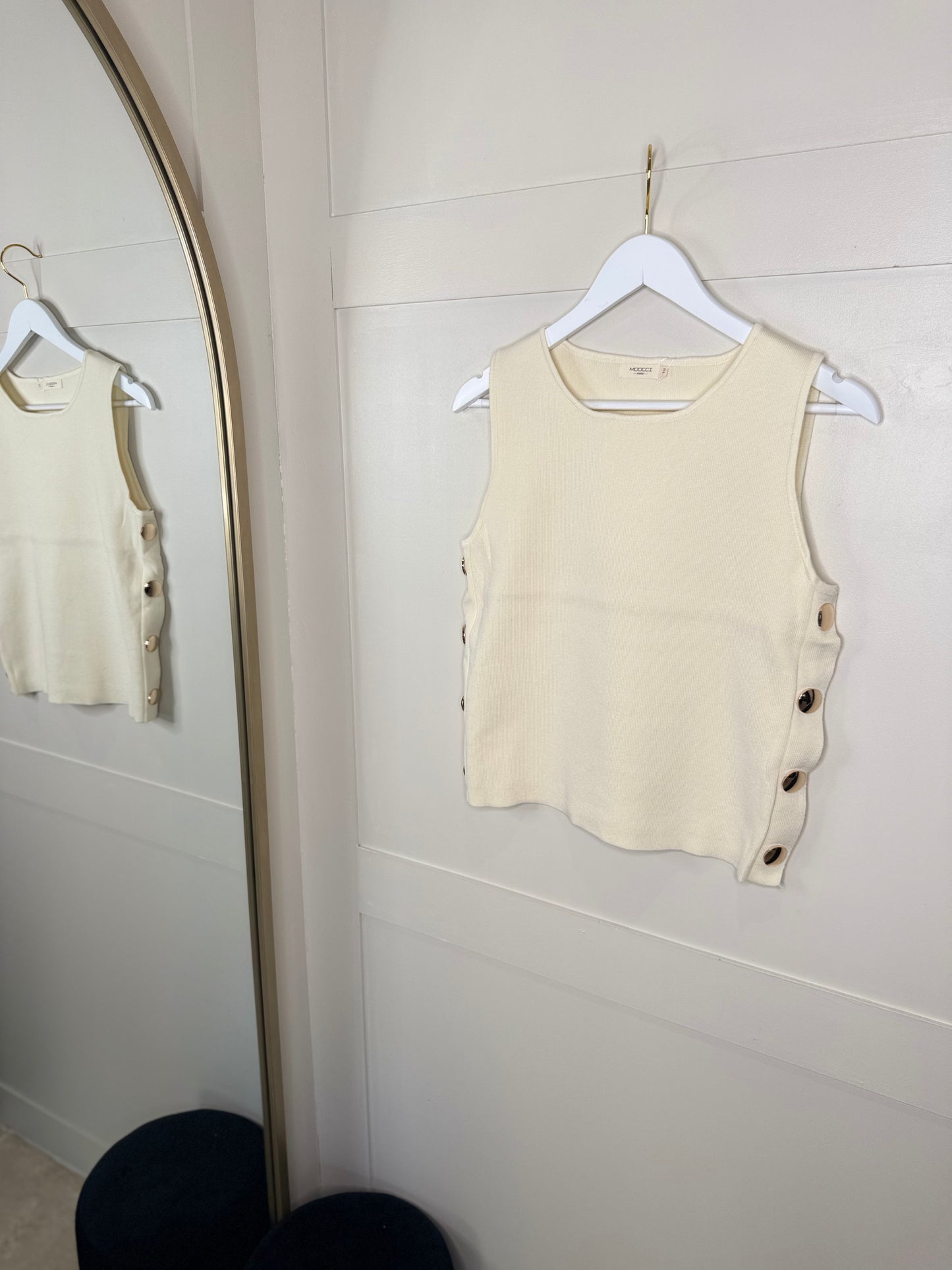 Button Side Sleeveless Top