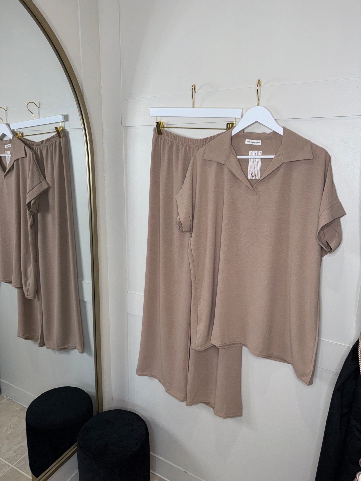 Collared V-neck Trouser Set