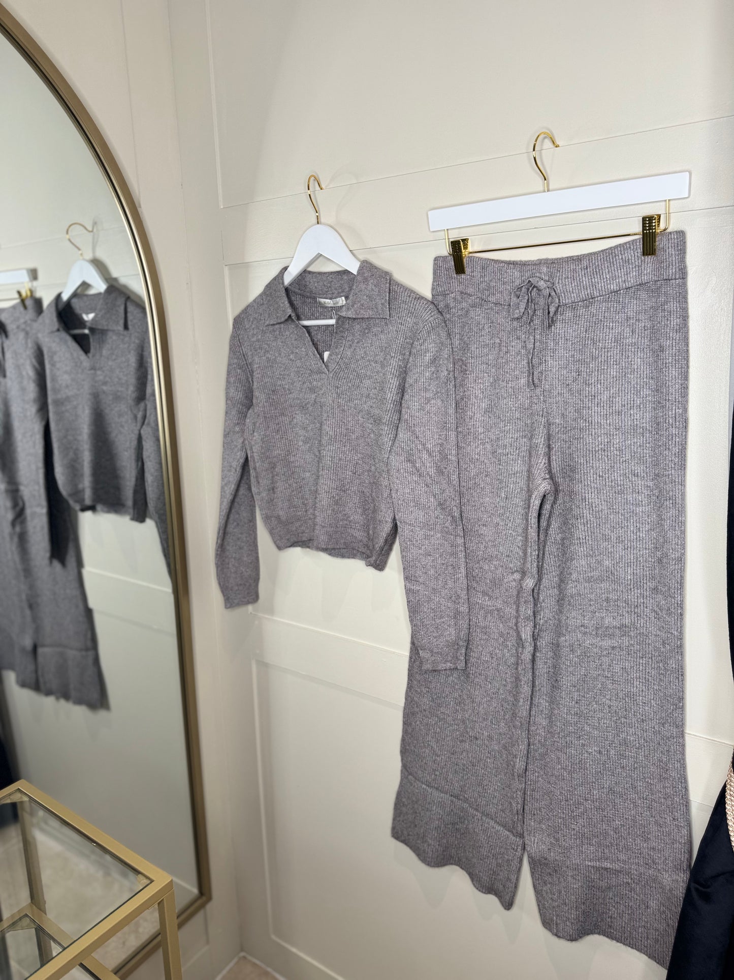 V-Neck Ribbed Co ord